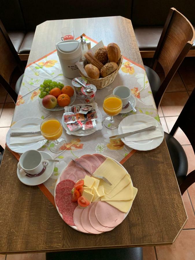 Hotel Montag سانكت غور المظهر الخارجي الصورة